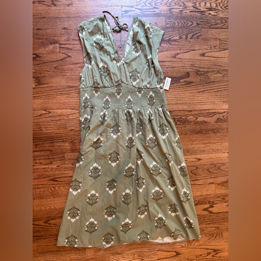 NWOT Old Navy Green Dress with Pattern